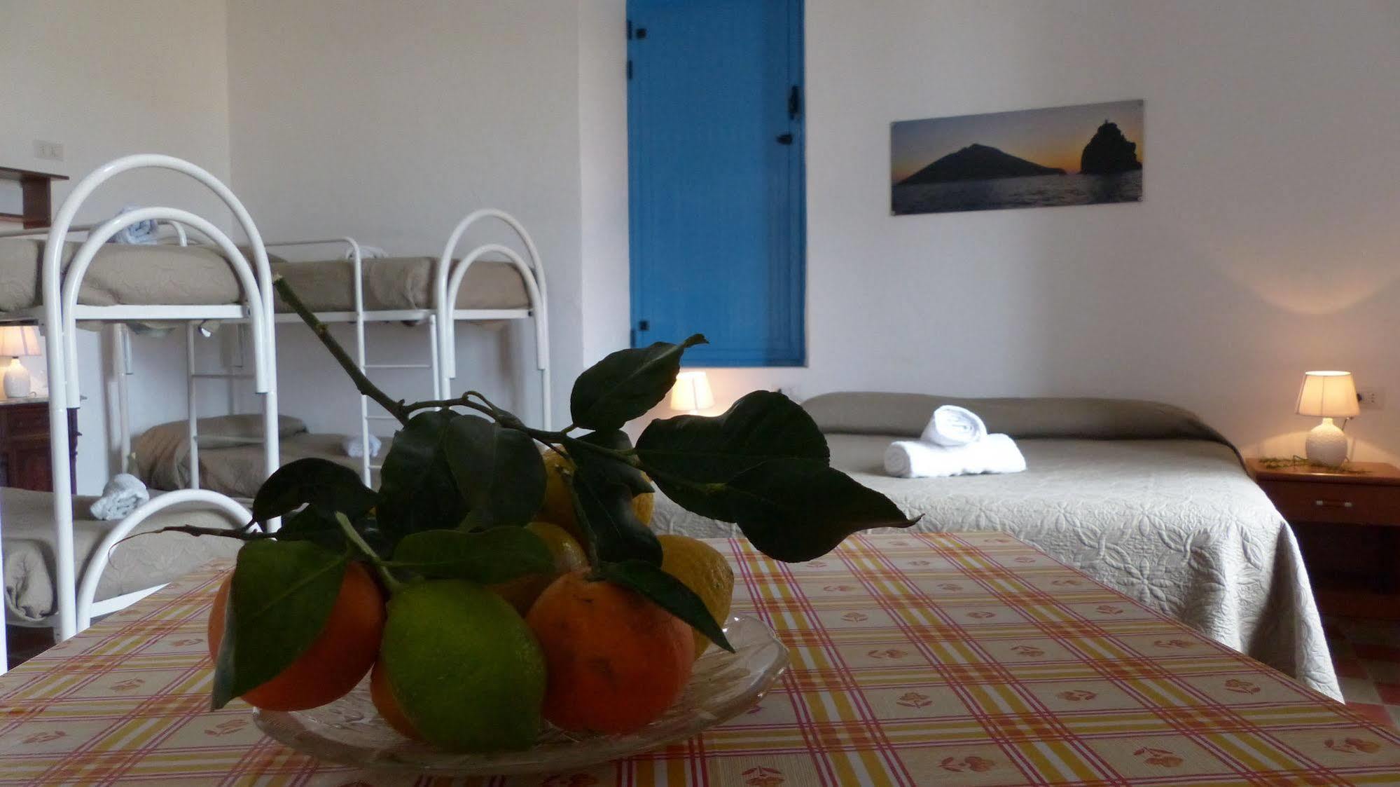 Il Vulcano A Piedi Στρόμπολι Εξωτερικό φωτογραφία